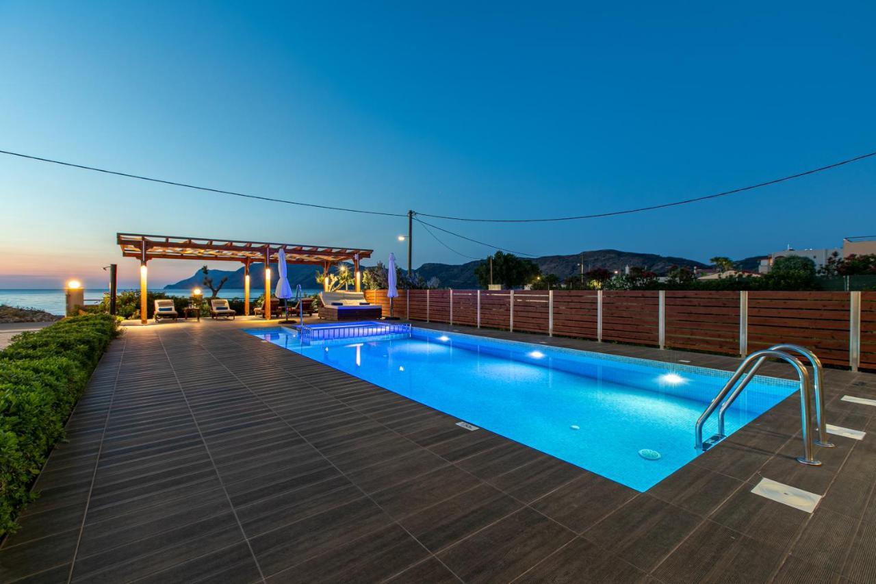 Niovi Seaside Appartement *